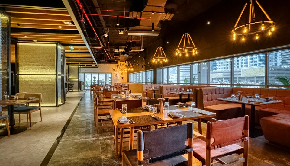 هتل فرست کالکشن بیزنس بی دبی